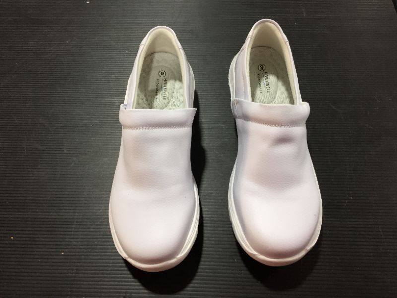 Photo 1 of Hawkwell Women's Lightweight Slip On Nursing Shoes Food Service Work Shoes Size 9
