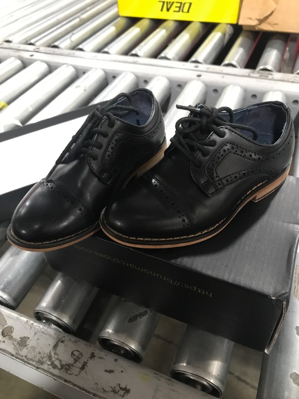 Photo 2 of Bruno Marc Boy's Prince-K1 Classic Oxfords Dress Shoes. Size 6
