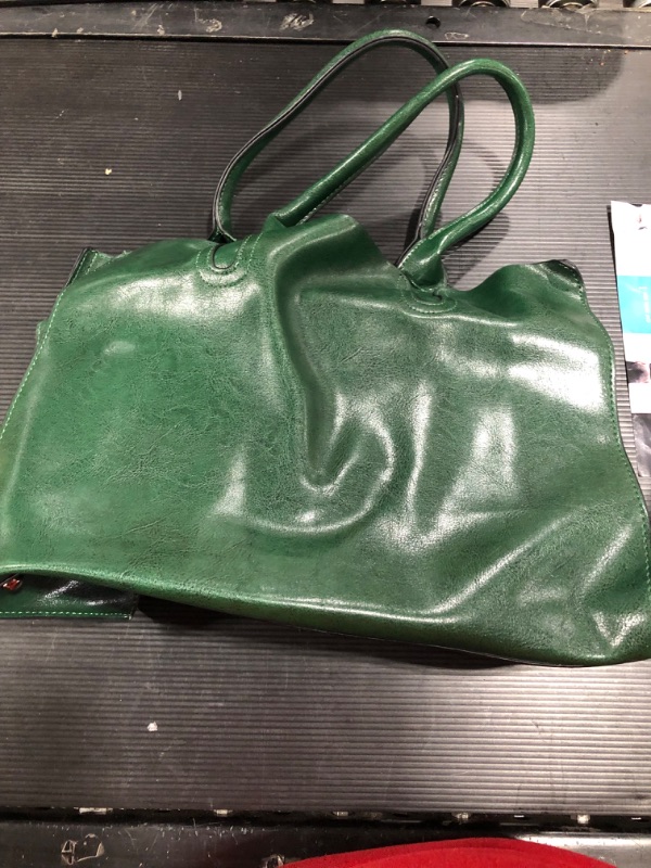 Photo 2 of GREEN HANDBAG 
