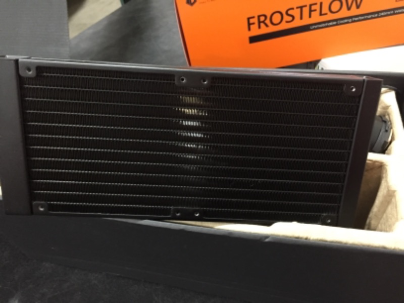 Photo 4 of ID-COOLING FROSTFLOW X 240 Water Cooler with White LED Pump, 240mm Radiator, Two 120mm High Static Pressure PWM Fans, Copper Base & Aluminum Heatsink, Intel LGA2066 & AMD AM4/TR4
