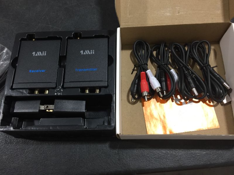 Photo 4 of 1Mii RT5066 Black 2.4 GHz Wireless Audio Transmitter Reciver Set W/ Manual
