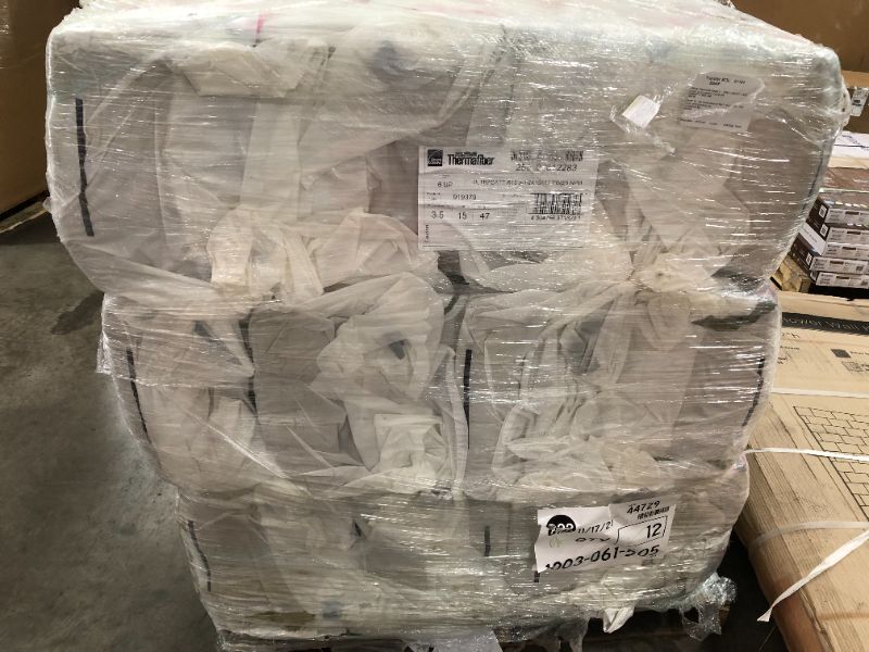 Photo 4 of 1 PALLET = 12 PACKAGES Owens Corning  Thermafiber UltraBatt 15 Wall 29.37-sq ft Unfaced Mineral Wool Batt Insulation (15-in W x 47-in L)