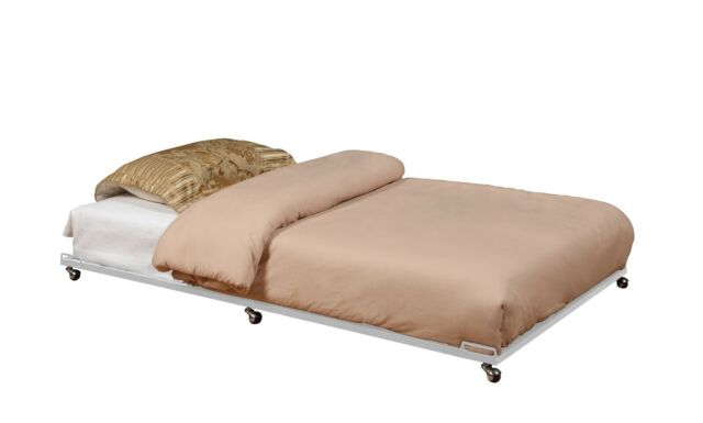 Photo 1 of 39'' / Twin Size White Metal Roll Out Trundle Bed Frame For Day Beds