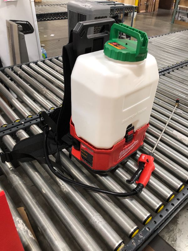 Photo 2 of M18 18-Volt 4 Gal. Lithium-Ion Cordless Switch Tank Backpack Pesticide Sprayer (Tool-Only)
