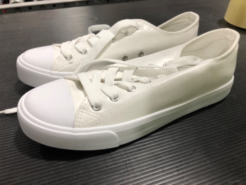 Photo 3 of hash bubbie Womens White PU Leather Sneakers Low Top Tennis Shoes in size 8