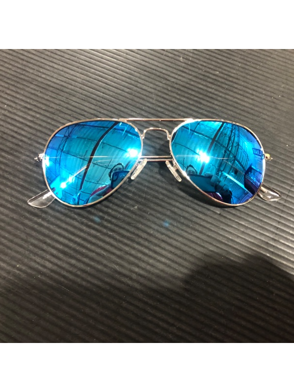 Photo 1 of Classic Aviator Sunglasses for Men Women Driving Sun glasses Polarized Lens 100% UV Blocking