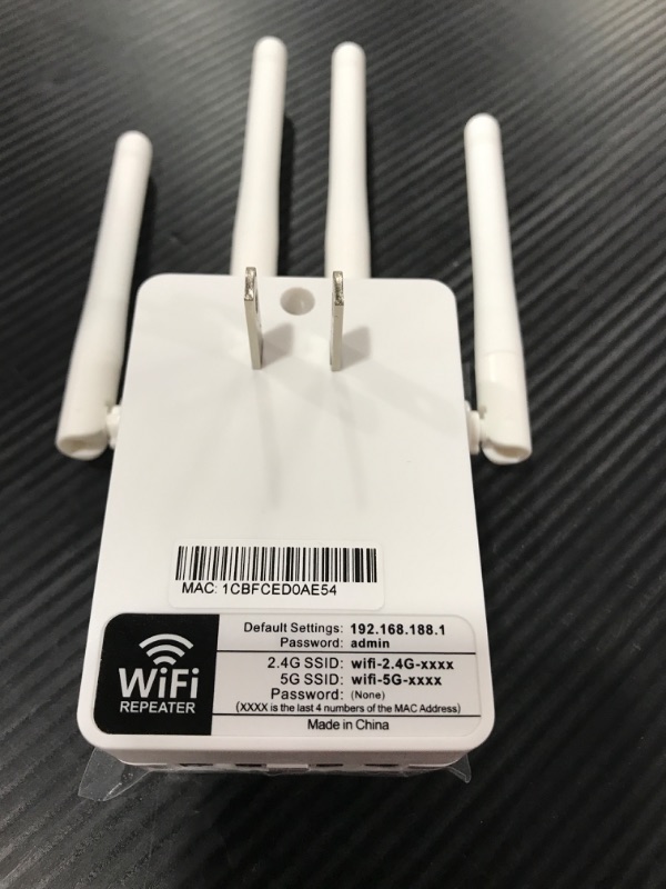 Photo 3 of WiFi Extender Repeater, WiFi Repeater 1200M Wireless Extender 2.4G/5G Dual Network Port External 4 Antennas