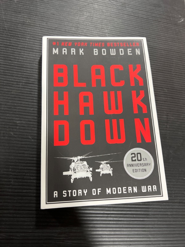 Photo 2 of Black Hawk Down : a Story of Modern War
