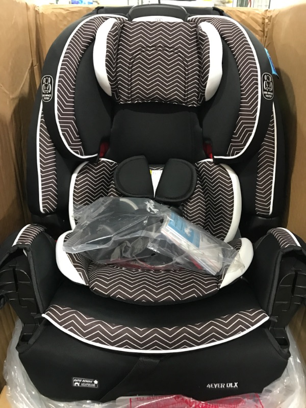 Photo 2 of Graco 4ever DLX 4-in-1 Convertible Car Seat - Zagg