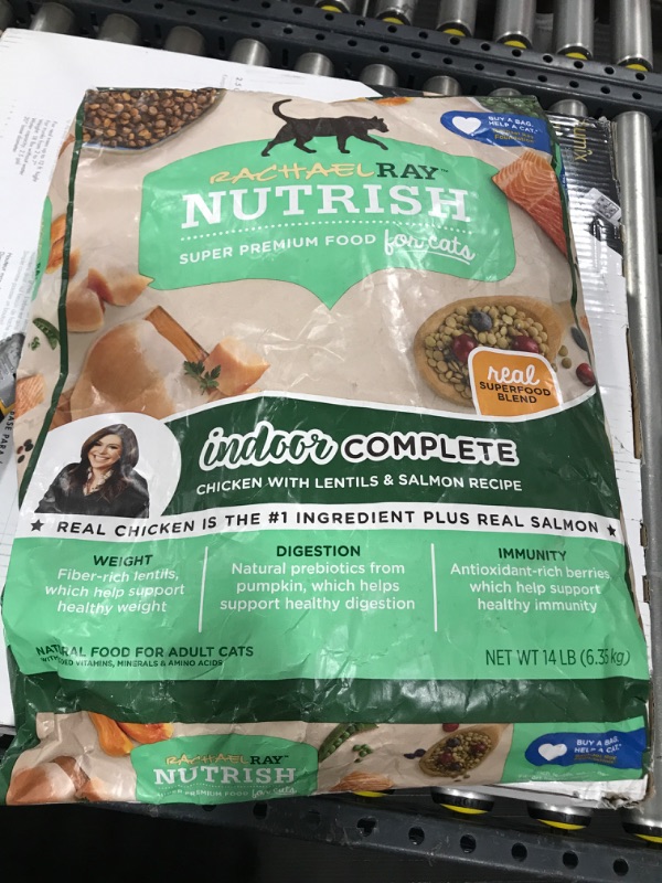 Photo 2 of Rachael Ray Nutrish Indoor Complete Chicken with Lentils & Salmon Recipe Natural Dry Cat Food, 14-lb bag EXP. APR 30 2022