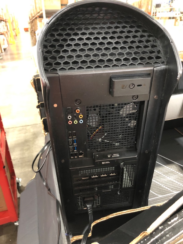 Photo 8 of Alienware Aurora R14 VR Ready Gaming PC - AMD Ryzen 7 5800, NVIDIA GeForce RTX 3070 8GB GDDR6, 16GB 3466MHz RAM, 512GB SSD + 1TB HDD, Air Cooled, Wi-Fi 6, Bluetooth, USB-C, Windows 11 Home - Black
