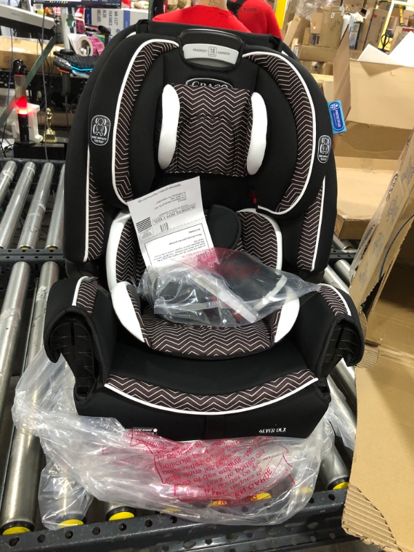 Photo 2 of Graco 4Ever DLX 4-in-1 Convertible Car Seat

