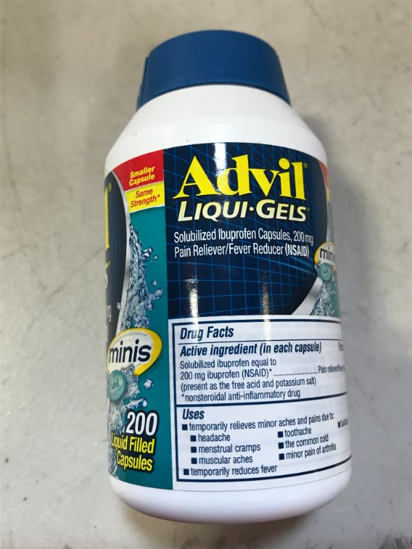 Photo 2 of Advil Liqui-Gels minis Pain Reliever and Fever Reducer, Pain Medicine for Adults with Ibuprofen 200mg for Pain Relief - 200 Liquid Filled Capsules
200 Count (Pack of 1)