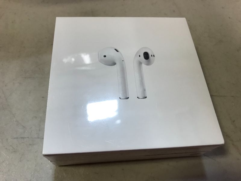 Photo 3 of Apple AirPods (2nd Generation)
FACTORY SEALED 