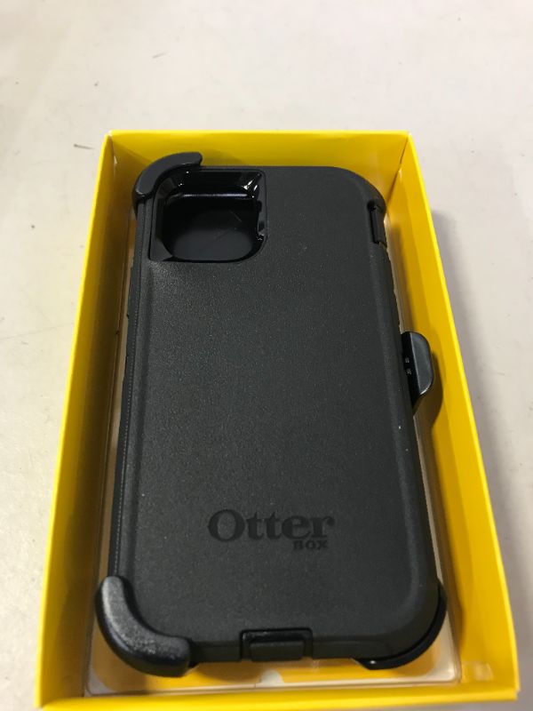 Photo 3 of OtterBox Defender Series SCREENLESS Edition Case for iPhone 11 Pro - Black 
