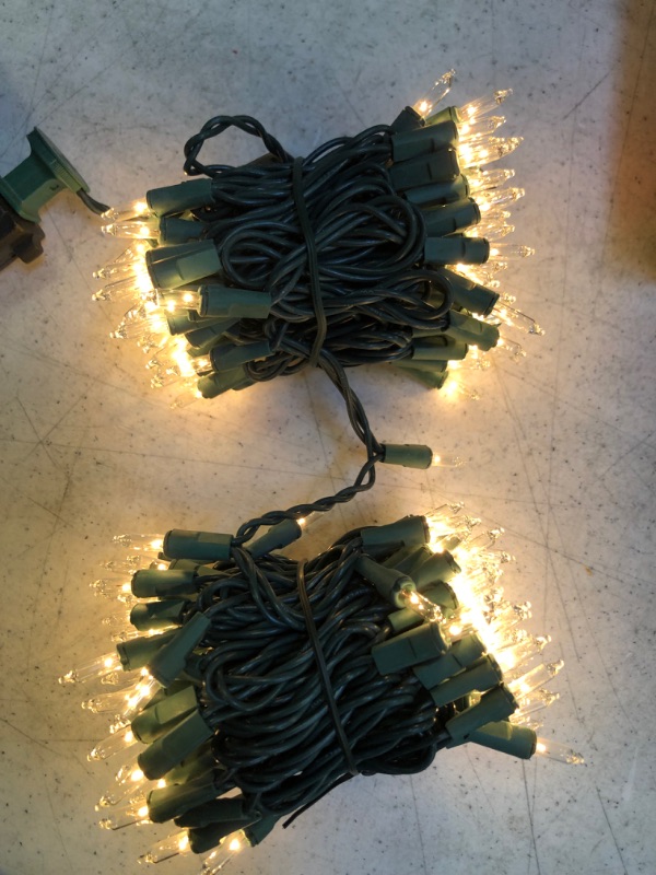 Photo 1 of White Christmas Lights (200) By Merry Brite
