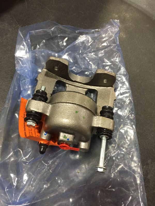 Photo 2 of ACDelco Professional 18FR1379 Disc Brake Caliper Assembly (Friction Ready Non-Coated), Remanufactured
