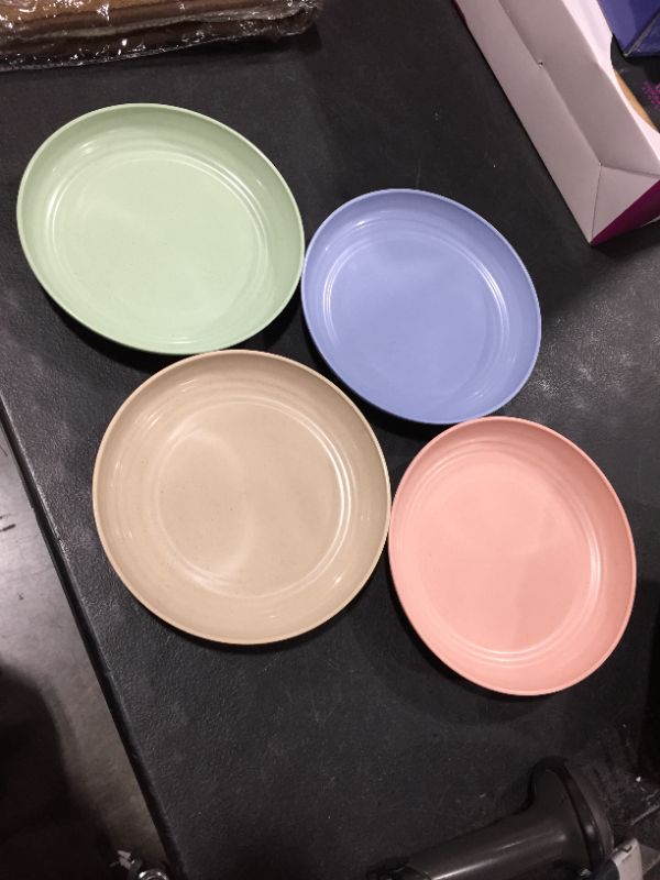 Photo 2 of Choary 4 Pack Lightweight &Unbreakable Wheat Straw Plates 10 inch,Healthy Eco-Friendly Degradable Dishes, BPA free plates,Dishwasher Microwave Safe Plates,Reusable Plate for Fruit Snack Container.
