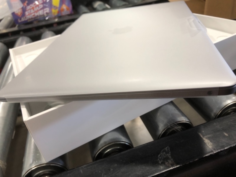 Photo 7 of 2020 Apple MacBook Air Laptop: Apple M1 Chip, 13” Retina Display, 8GB RAM, 256GB SSD Storage, Backlit Keyboard, FaceTime HD Camera, Touch ID. Works with iPhone/iPad; Space Gray (FACTORY SESLED, OPENED TO TEST )