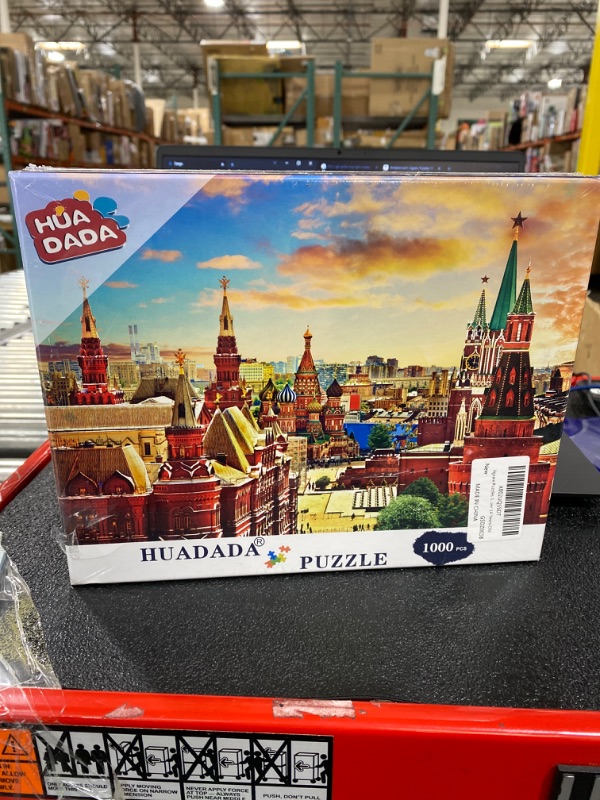 Photo 1 of Jigsaw Puzzles 1000 Pieces for Adults Kremlin Large Puzzles for Adults 1000 Piece Educational Games Home Decoration Puzzle for Kids Over 14 Years Old
