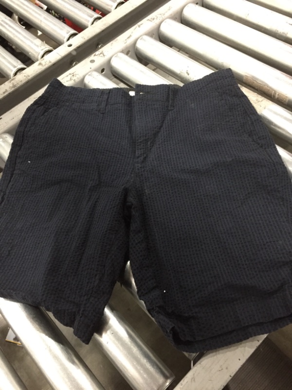 Photo 2 of Goodthreads Men's 7" Inseam Comfort Stretch Seersucker Short, Size 29