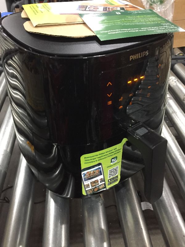 Photo 1 of Philips Essential XL 2.65lb/6.2L Digital Airfryer W/ Rapid Air Technology, Easy Clean Basket, Black