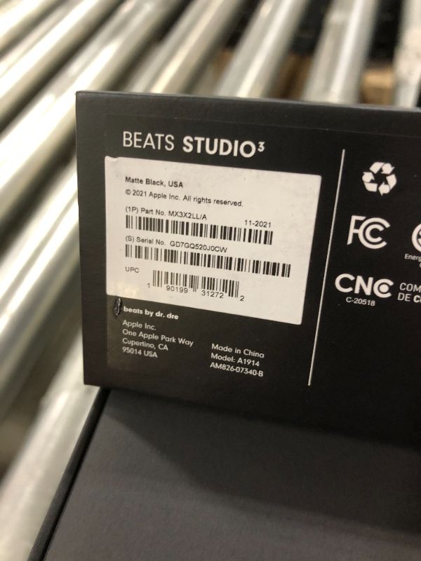 Photo 3 of Beats Studio3 Wireless - Headphones with Mic - Full Size - Bluetooth - Wireless - Active Noise Canceling - 3.5 Mm Jack - Noise Isolating - Matte Black
