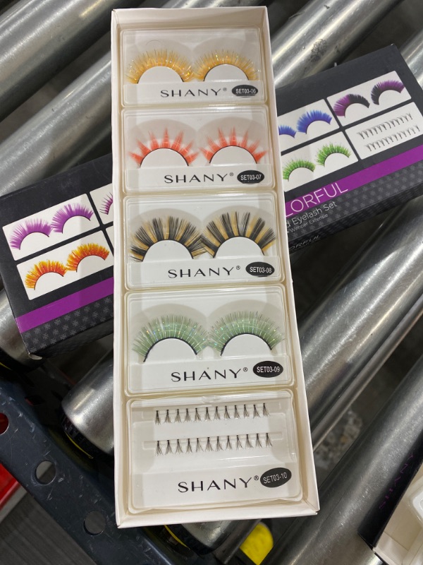 Photo 4 of SHANY Eyelash extend - set of 10 assorted reusable eyelashes - Color Frenzy
