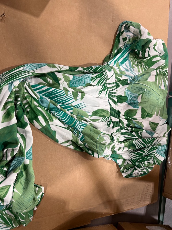 Photo 2 of Banana Leaf Twist-Front One Piece Swimsuit SIZE XL