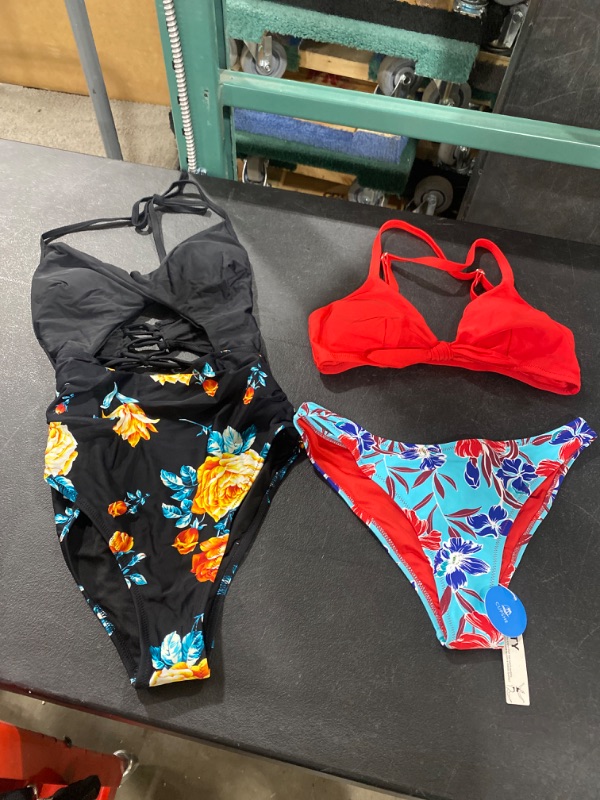 Photo 1 of women's bathing suit set, size M