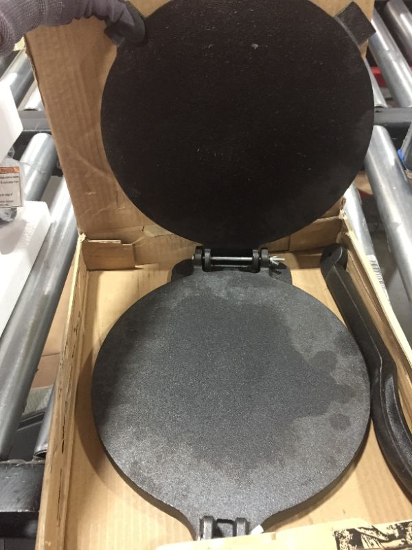 Photo 2 of 10 Inch Cast Iron Tortilla Press by StarBlue