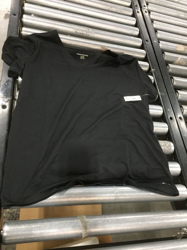Photo 1 of Amazon Essentials Women's Tech Stretch Short-Sleeve V-Neck T-Shirt XL 