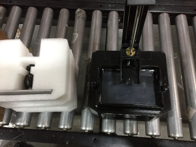 Photo 2 of Voxelab Polaris LCD 3D Printer 5.5 inch UV Resin Printer For Garage Kit Use
