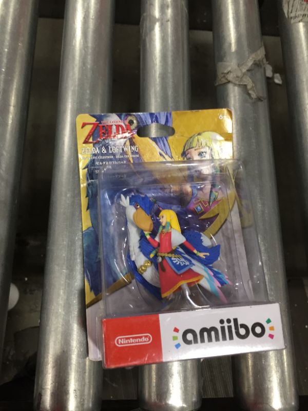 Photo 2 of Nintendo Amiiboâ?¢ - Zelda & Loftwing - the Legend of Zeldaâ?¢: Skyward Sword HD
