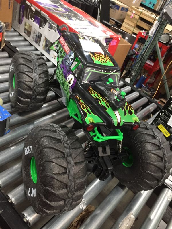 Photo 2 of Monster Jam, Official Grave Digger Remote Control Truck 1:15 Scale, 2.4GHz
