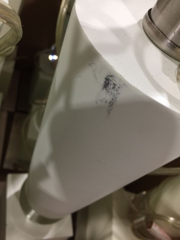 Photo 1 of 2 PACK!!! DECORATIVE LARGE TABLE LAMP 31H INCHES WHITE AND GLASS FEATURES
LIGHT BULBS NOT INCLUDED 