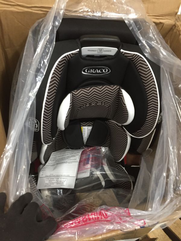 Photo 2 of Graco 4Ever DLX 4 in 1 Car Seat, Infant to Toddler Car Seat, with 10 Years of Use, Zagg
