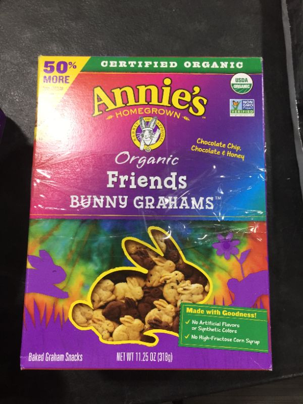 Photo 2 of Annie's Organic Friends Bunny Grahams Crackers 11.25 Oz Box [pack of 2] exp12/1/2021
