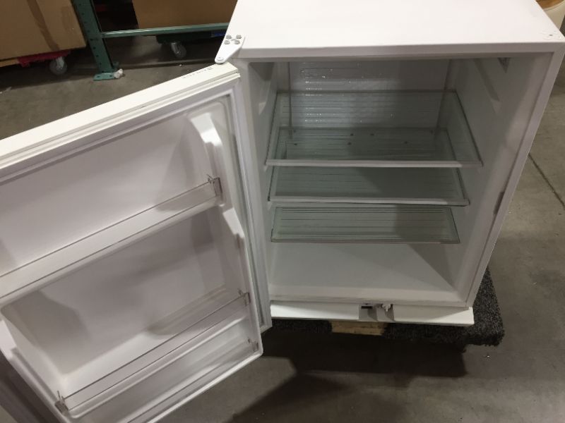 Photo 5 of uline household fridge white 75r