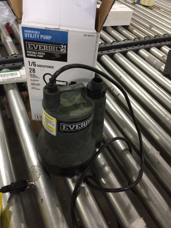 Photo 2 of 1/6 HP Plastic Submersible Utility Pump