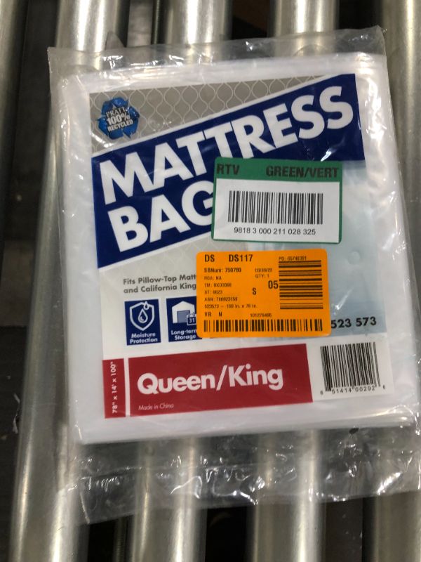 Photo 2 of 100 in. x 78 in. x 14 in. Queen and King Mattress Bag
