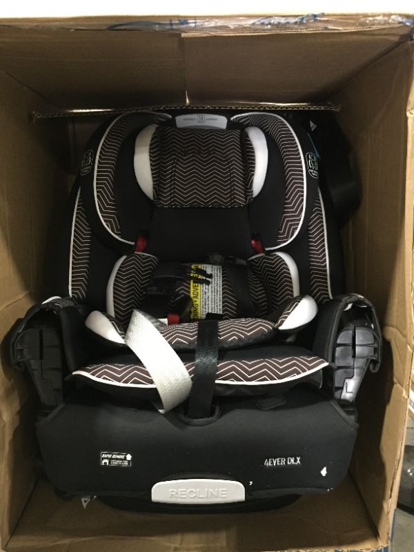 Photo 2 of 2074900 Zagg 4Ever DLX 4-in-1 Car Seat
