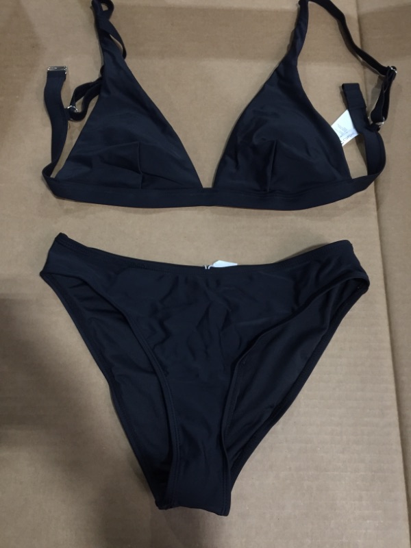 Photo 2 of CUPSHE Ashlynn Black V-Neck Bikini (S)
