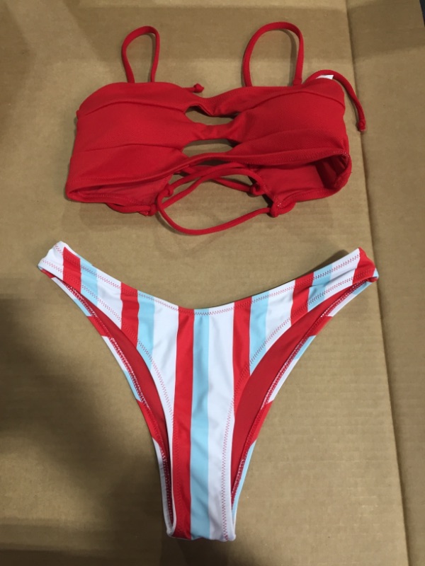 Photo 2 of CUPSHE Red And Stripe Cutout Bandeau Bikini (M)
