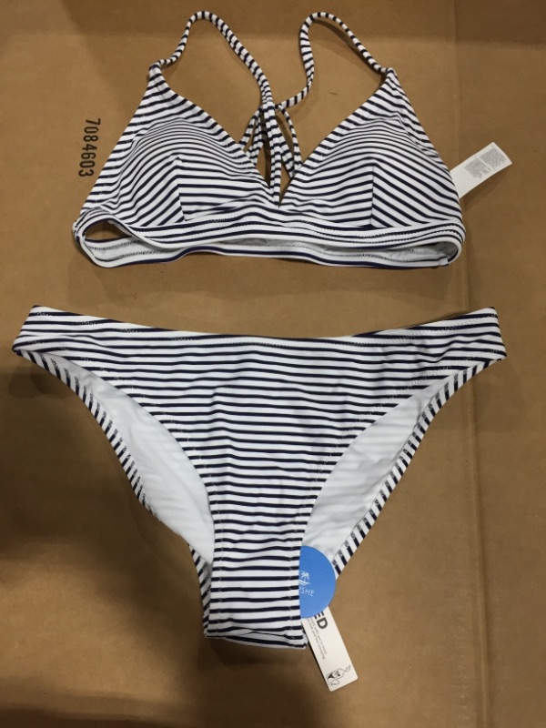 Photo 2 of CUPSHE Hit Summer Stripe Bikini Set (L)
