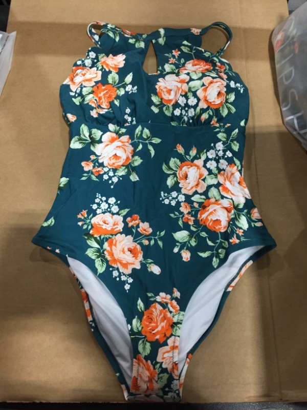 Photo 2 of CUPSHE Teal Floral Scalloped One Piece Swimsuit (XL)