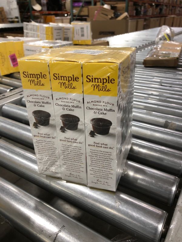 Photo 2 of 2 PACK- Simple Mills Almond Flour Baking Mix, Gluten Free Chocolate Cake Mix, Muffin pan ready, Made with whole foods (Packaging May Vary) , 11.2 Ounce (Pack of 3)- BEST BY 11/2021 EXPIRED
