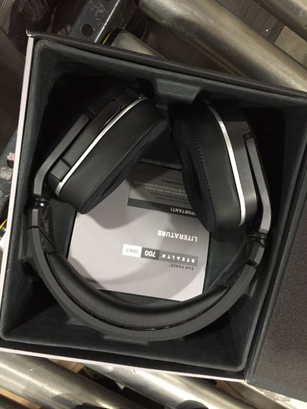 Photo 4 of Turtle Beach Stealth 700 Gen 2 Wireless Xbox Headset - Black