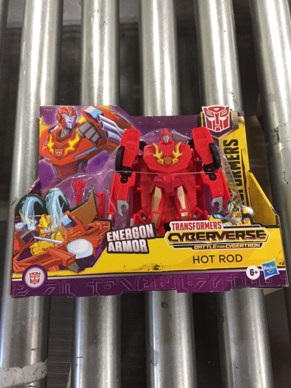 Photo 2 of Transformers Cyberverse Battle for Cybertron Hot Rod Ultra Action Figure
