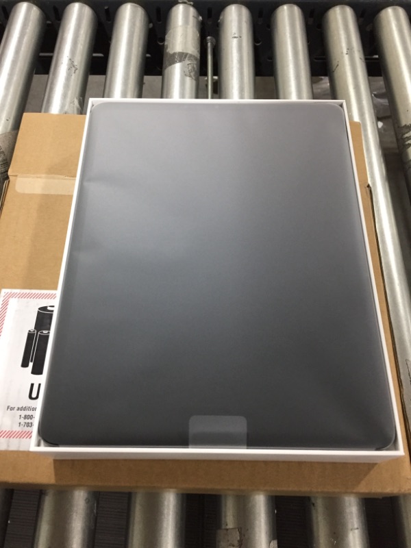 Photo 2 of 2021 Apple 12.9-inch iPad Pro (WiFi, 512GB) - Space Gray
